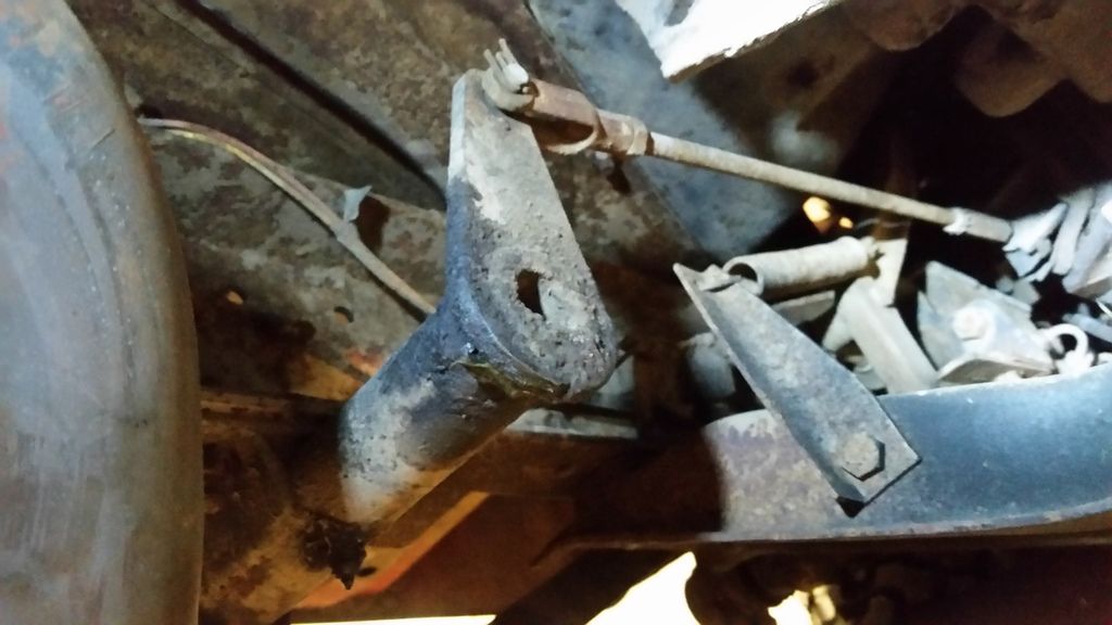 1969 V6 Clutch Linkage ECJ5